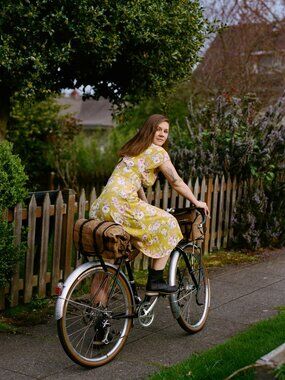 Field Day Floral Dress — Yellow/Pink/White — Rayon S/XS — V-Neck, Cutout Back